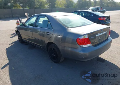 2005 Toyota Camry Le из США, поврежденный, VIN 4T1BE32K95U557561